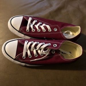 Brand new maroon converse